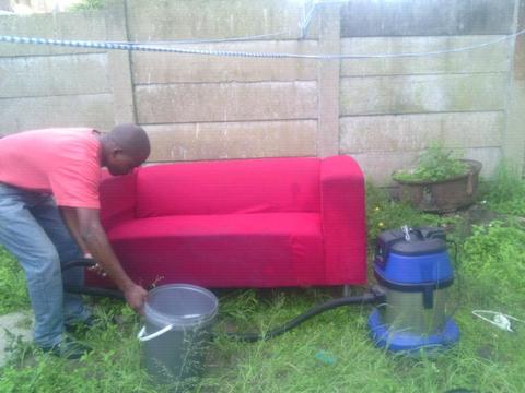 6 seater Couch Cleaning R500
