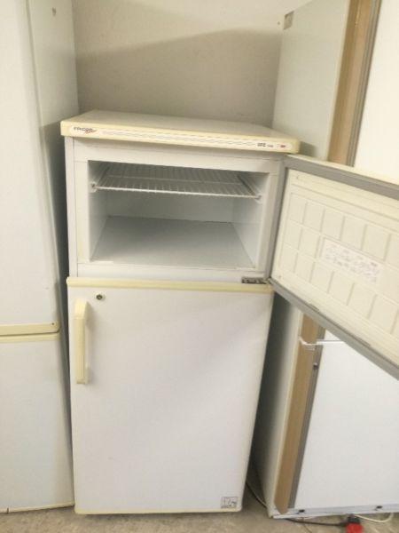 Fridge master fridge freezer R1400