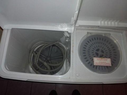 Fully Functional Secondhand Washing Machine for Sale