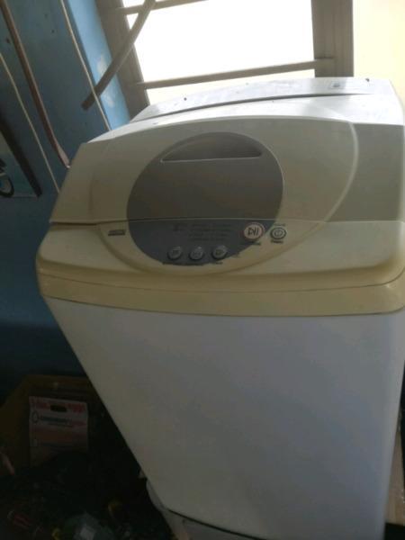 Samsung Washing Machine For Sale!