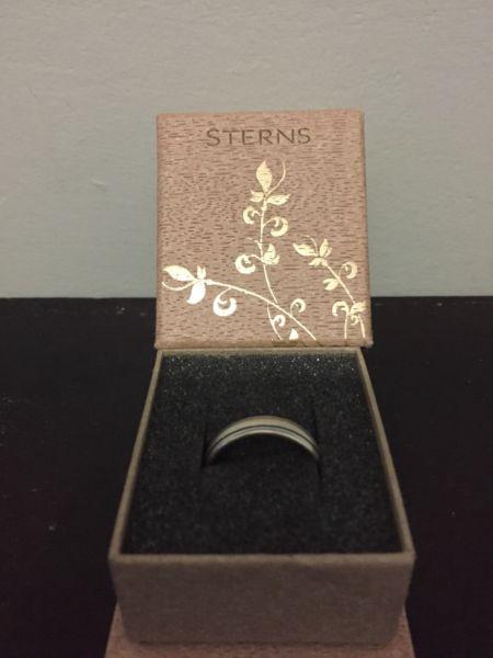 Sterns Stainless Steel Ring