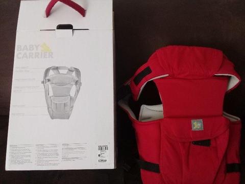 Baby carrier in great condition