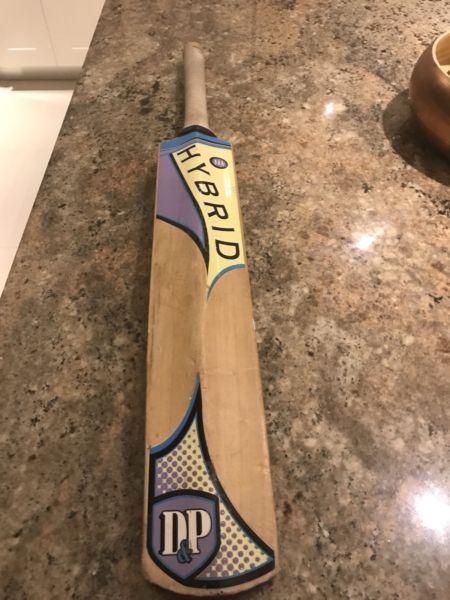 DP Cricket Bat