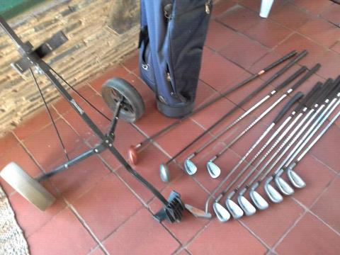 Excellent condition cobra golf cubs selling in pmb