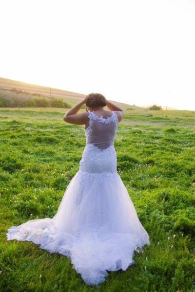 Wedding dress for sale onlybworn once