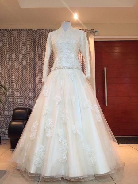 Wedding dresses for hire please feel free to contact me on 0832985966