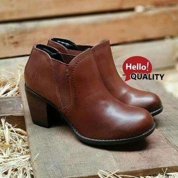 Genuine Leather Ladies Ankle Boots