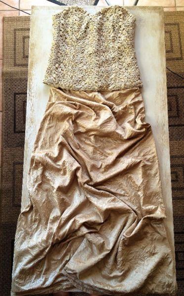 Stunning custom designed evening wear - skirt and top - excellent condition