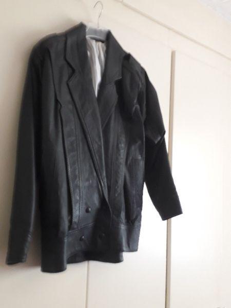 Genuine leather ladies jacket size 34 never worn