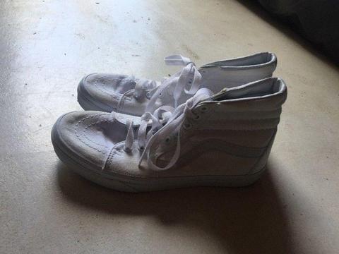 White high top Vans size 5