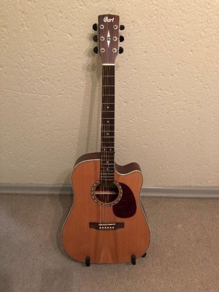 Pre-Owned CORT ACOUSTIC NATURE SATIN GUITAR with CAPO