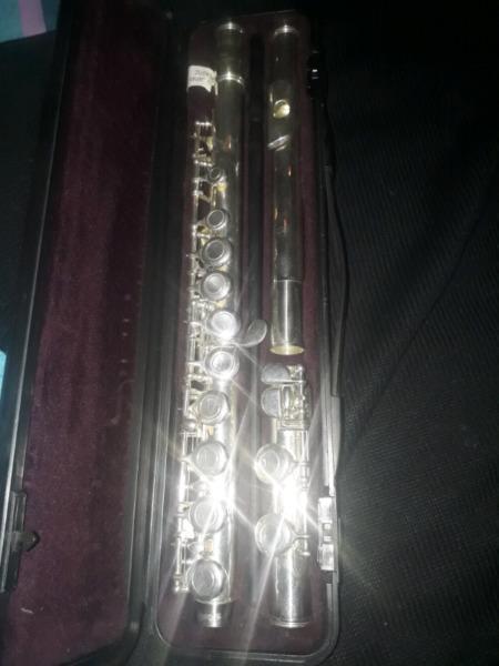 Yamaha Silver flute 221
