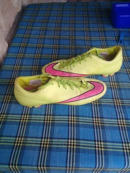 2nd Soccer boots for sale