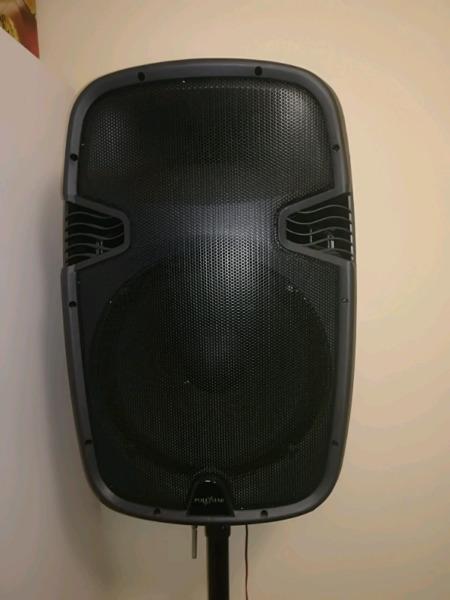 Speaker and amp for sale
