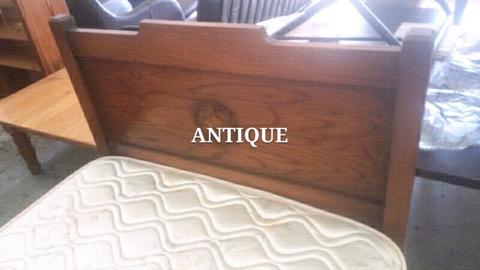 ✔ ANTIQUE Single Bed In Old English Oak (circa 1910)