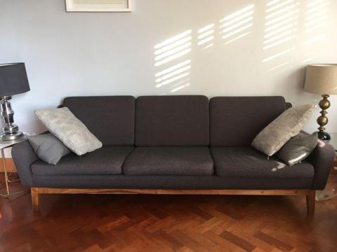3-seater couch