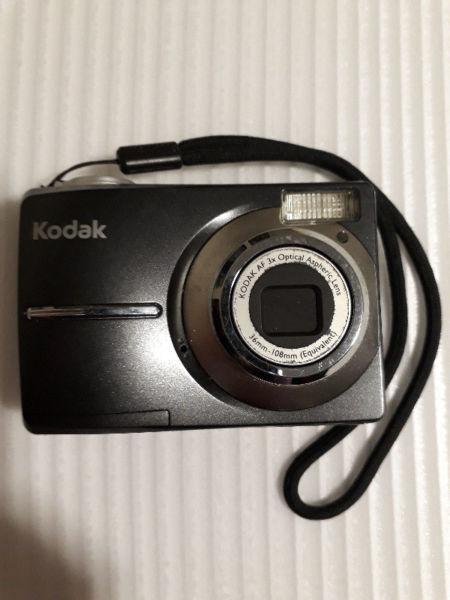 Kodak Easy Share C913 Digital Camera