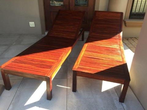 POOL / SUN LOUNGERS. 2 x SOLID WOODEN LOUNGERS. MERANTI. Adjustable height levels