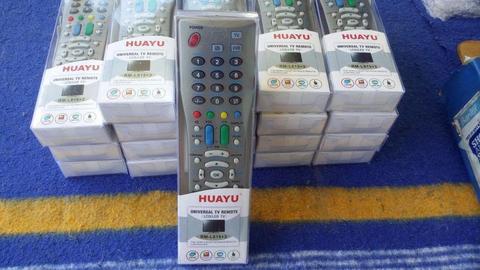 BRAND NEW Universal LCD LED TV Television Remote Controls - Huayu RM-L815 3 Device Controllers