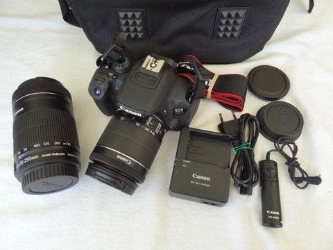 Canon EOS 700D DSLR with Twin Lens Like NEW
