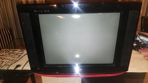 LG 54cm tv