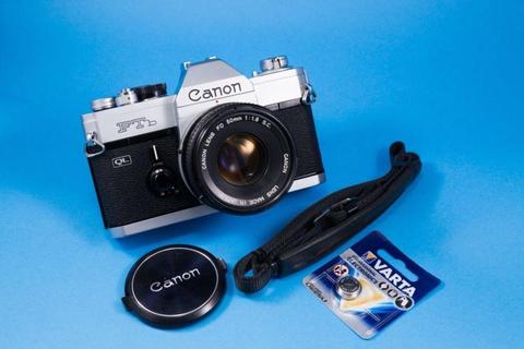 Canon FTb + Canon 50mm F1.8 FD Lens