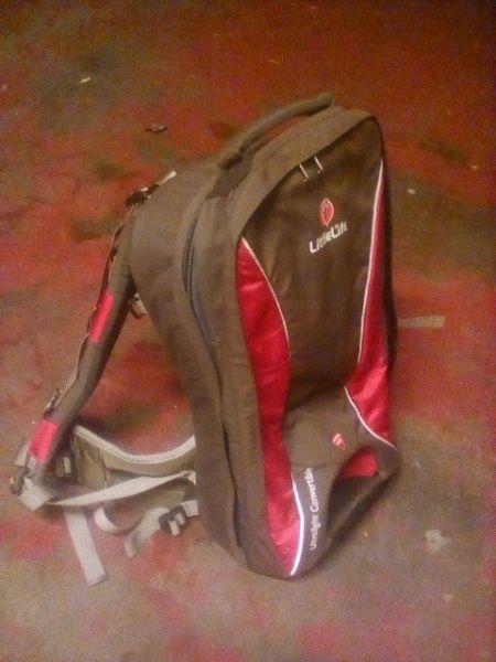Like New Little Life Cross Country S3 Child Carrier