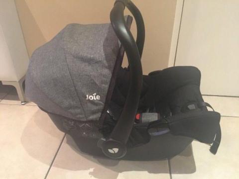 Baby Car Seat Joie and isofix in Great Condition