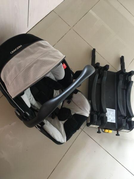 Recaro infant Seat + Base