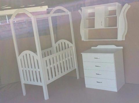 Arch Style 2 Piece Cot, Compactum and Display