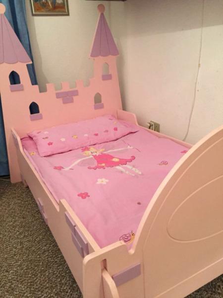 Girls pink bed