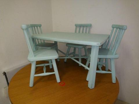 Children's wooden table & 4 chairs