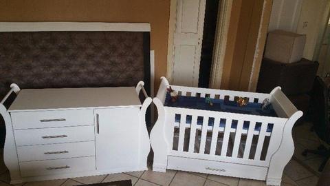 Baby Cot and Compactum-R 4999,00