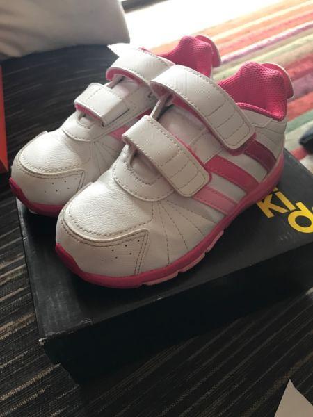 Adidas Ortholite Sneakers KID SIZE!