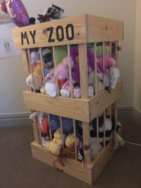 kids toy zoo.made too size