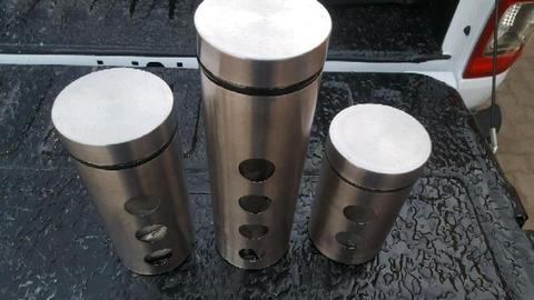Stainless steel food containers