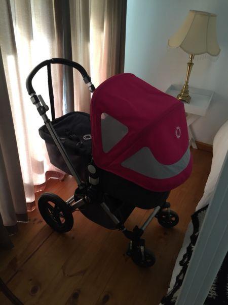 Bugaboo chameleon with Maxi cosi adapters and extras
