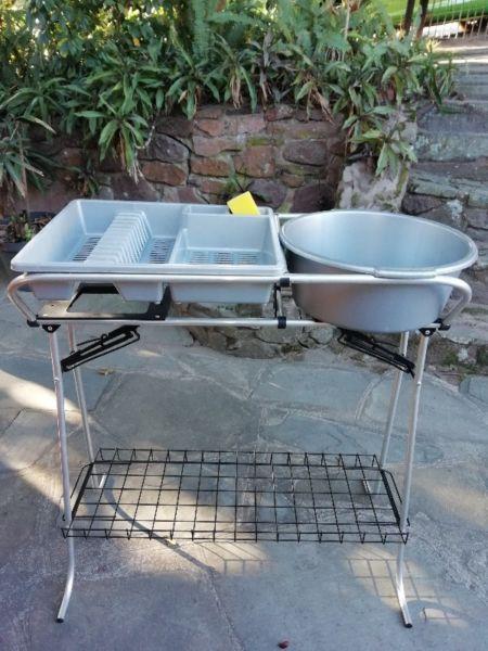 Camping dish washing stand