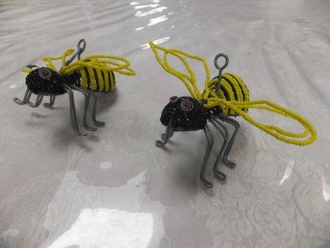 Pair of wire & beeded bees - can be hung as decor in a child's room