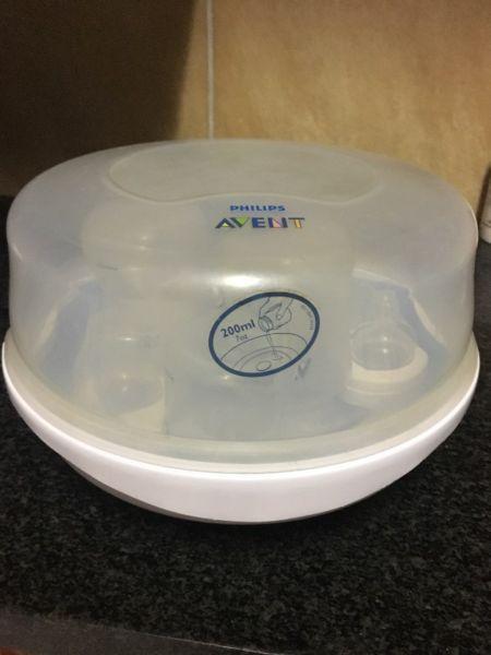 Avent baby bottle steriliser and bottles