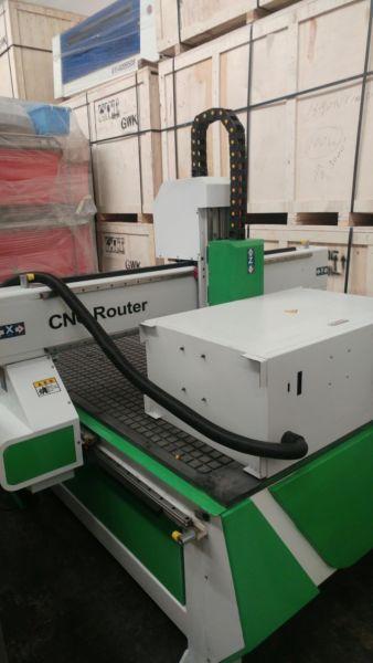 BEST INVESTMENT IN CNC ROUTER - 1325 Vacuum with Dust collector and spares