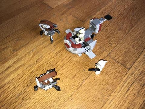 LEGO Star Wars: Clone Troopers vs Droidekas (w/manual)