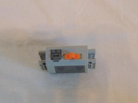 LEGO POWER FUNCTIONS BATTERY BOX