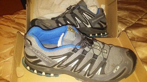 `Salomon Takkies for Sale