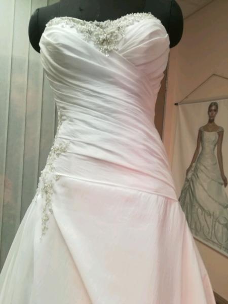 Aline Wedding Dresses For Hire