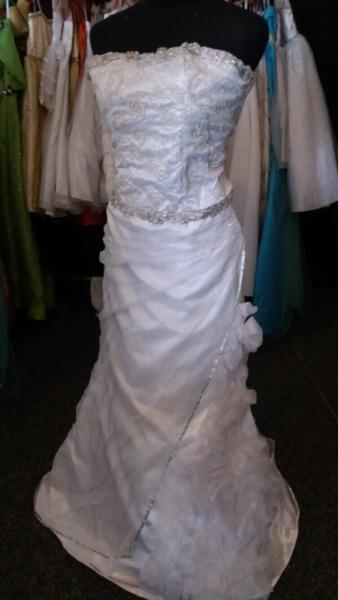 Basic bridal dresses from R250 phn 0824587319