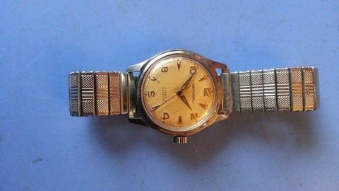 VINTAGE NATIONAL INCABLOC 17 JEWELS WIND UP WATCH R450