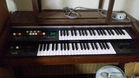 Yamaha Organ