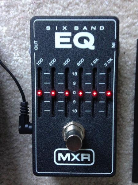 MXR CHORUS AND EQ6