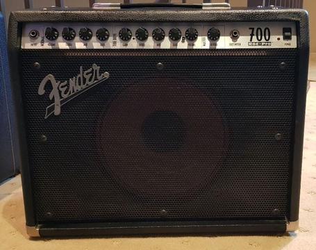 Fender Roc Pro 700 guitar amplifier